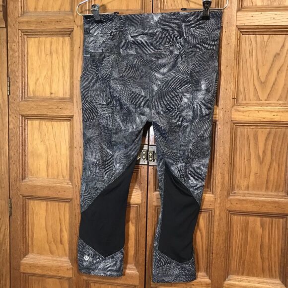 Lululemon Pace Rival Crop 22" Inseam Sz 8 Velocity Mesh Island Mist Black & Gray - Picture 7 of 11